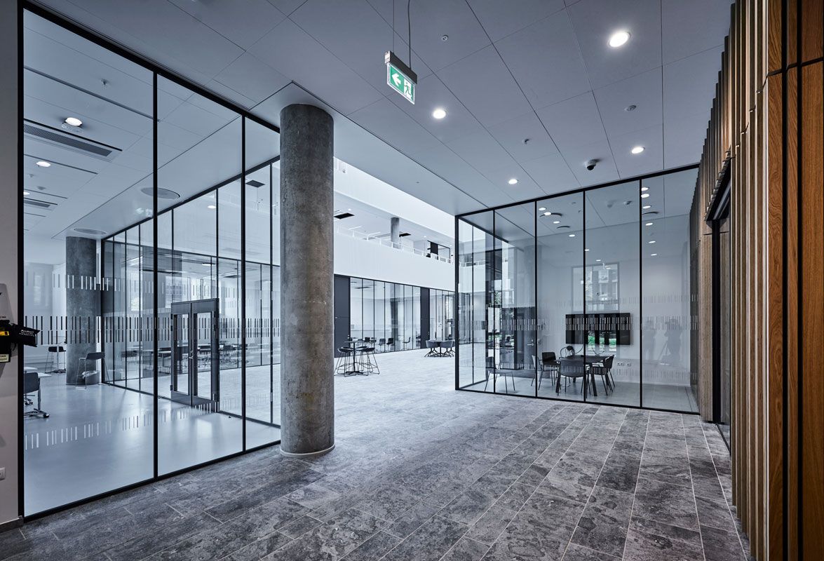 Nexus Cph 04 | Triplan glasvægge