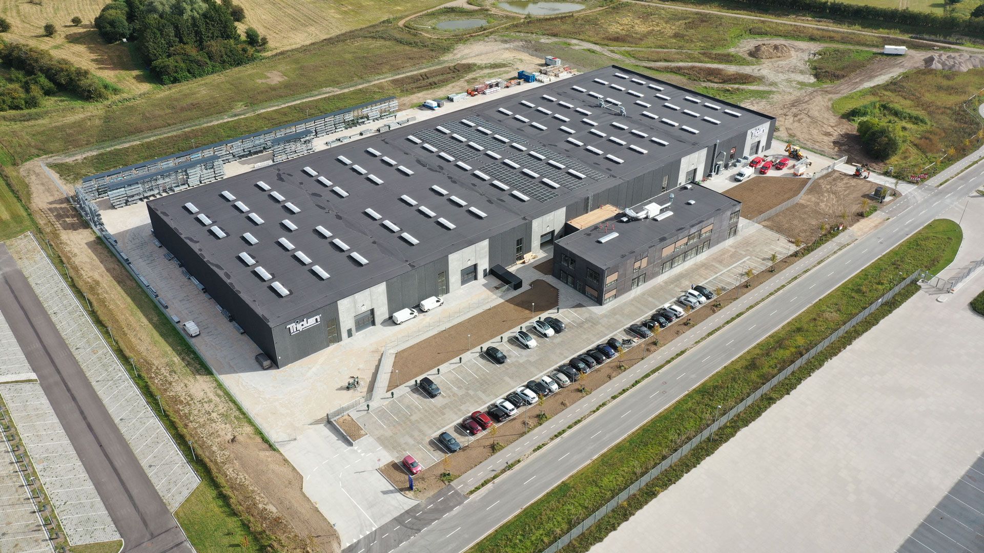 Triplan | fabrik og kontorlokaler