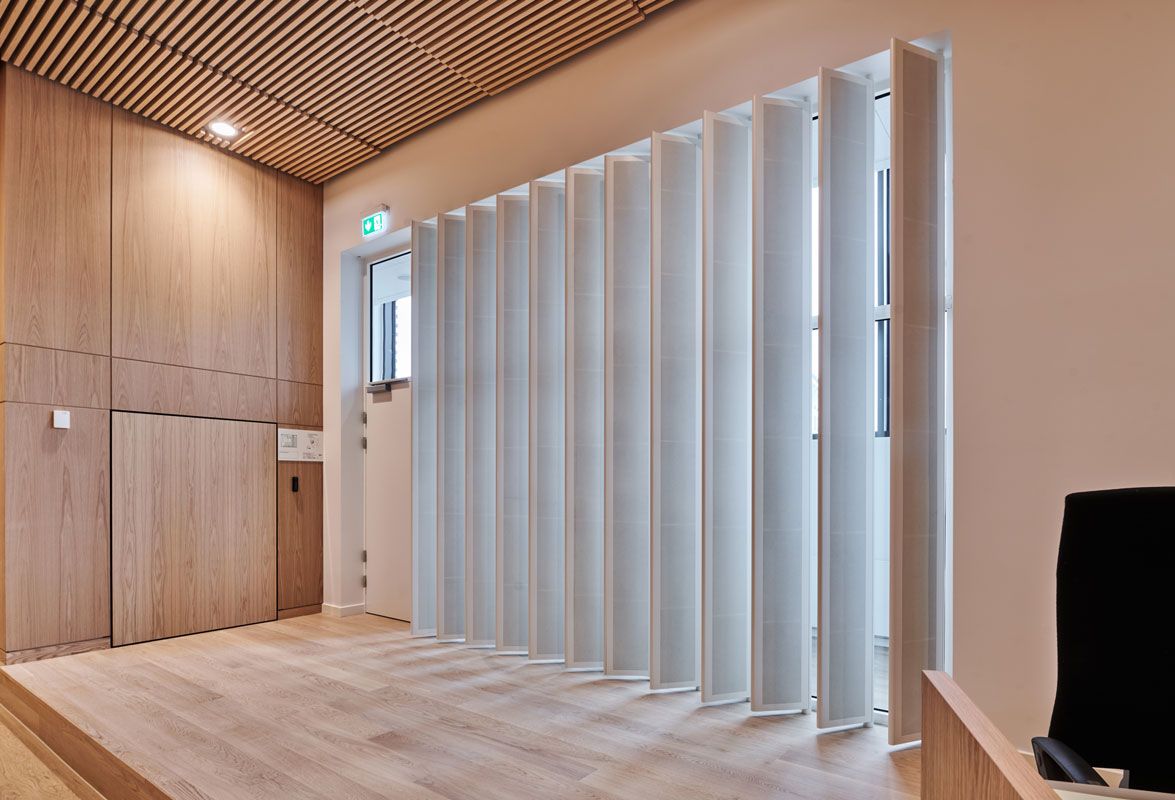 Østre Landsret 05 | Triplan lyddæmpende lameller